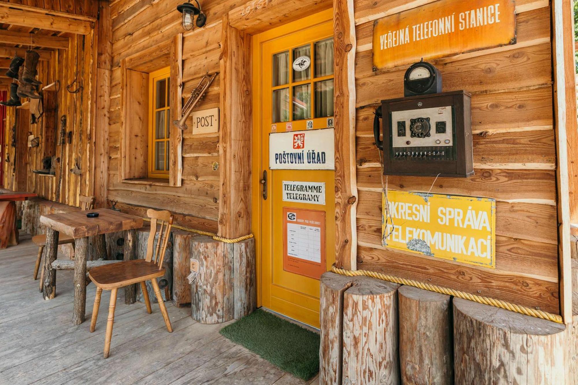 Ranch 13 - Western A Kone Nemšová Szoba fotó